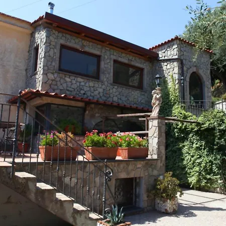 Colle Uliveto Vico Equense